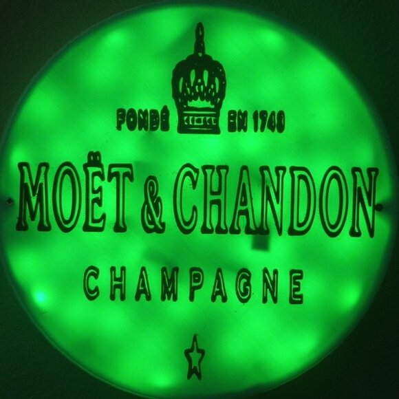 3D Printed Moet & Chandon Champagne RGB LED Sign With Remote & app Control Bar - Picture 4 of 10